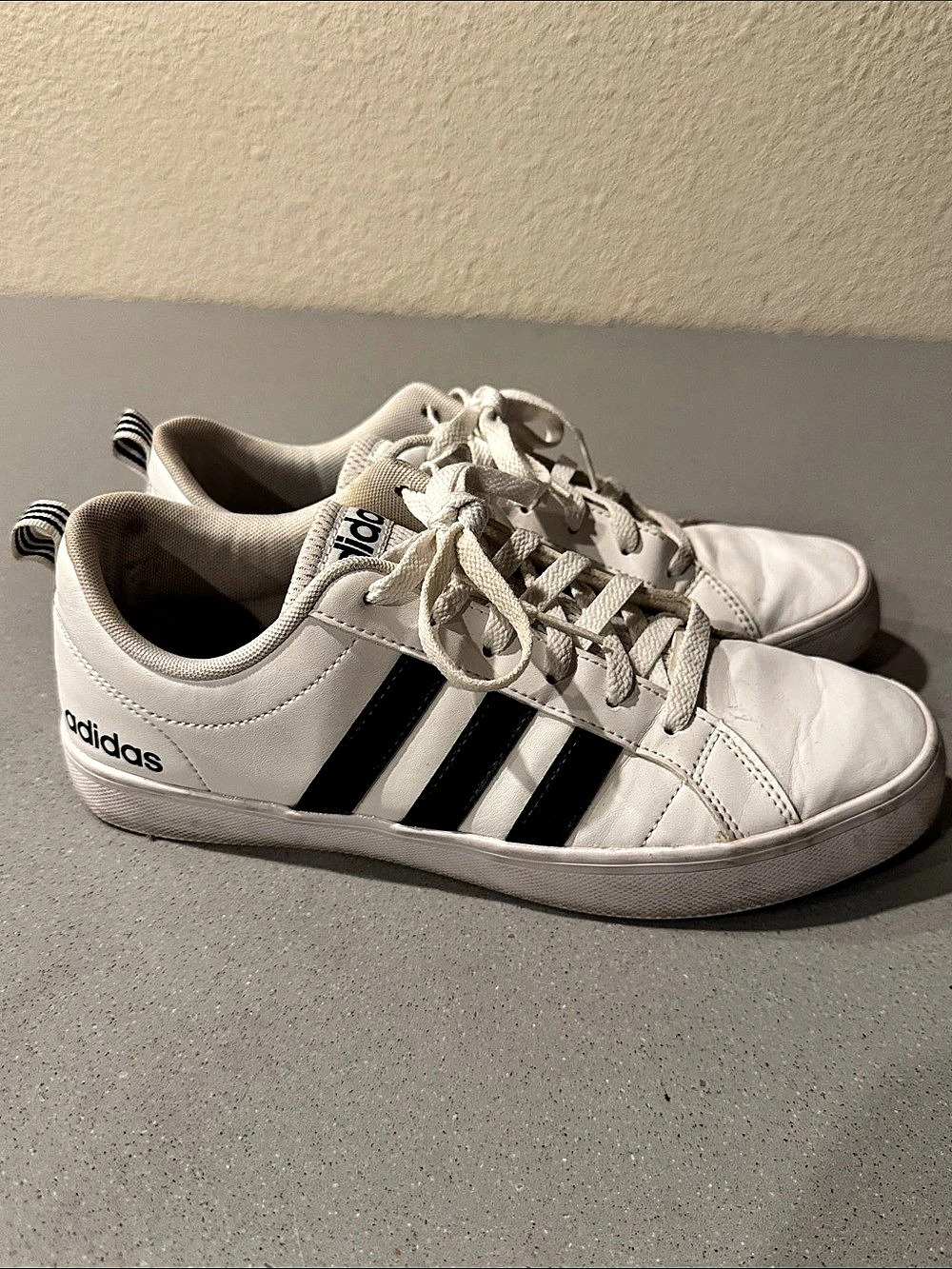 adidas Grand Court White & Black Sneakers US 8.5